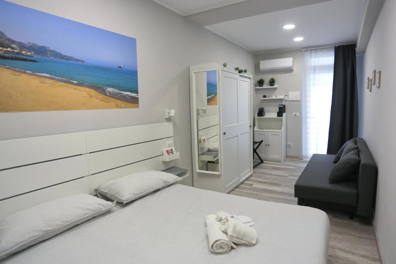 Ag Luxury Rooms Giardini Naxos Dış mekan fotoğraf