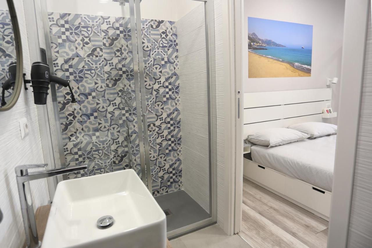 Ag Luxury Rooms Giardini Naxos Dış mekan fotoğraf